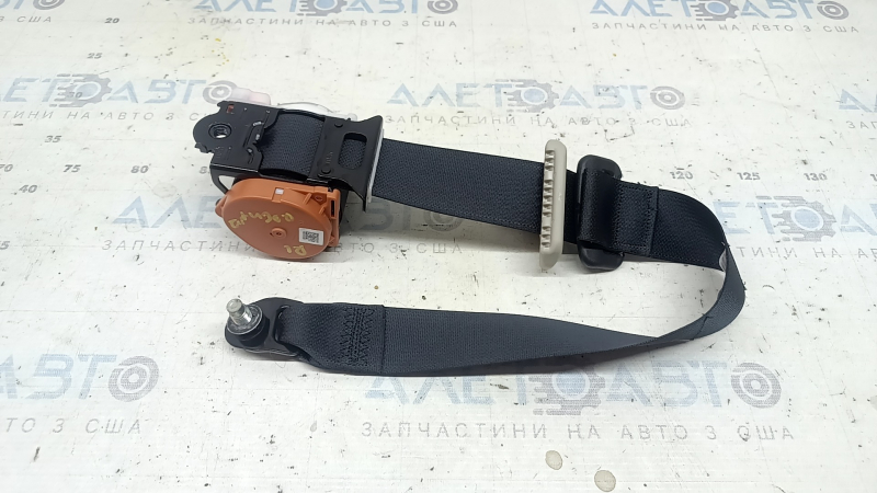 Seat belt 2 row left Nissan Rogue 17-20 black