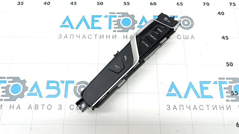 BMW 5 G30 17-22 center console button block for parking sensors and 360 cameras, scratch