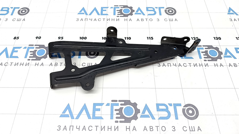 BMW 5 G30 17-23 3.0T front intake manifold bracket
