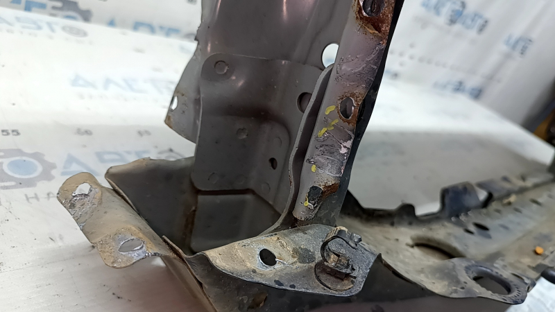 Honda Accord 13-17 radiator panel TV tear