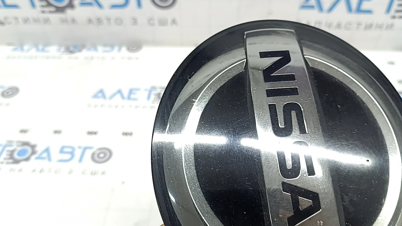 Nissan Rogue 17-20 front grille emblem round, radar-like, sand
