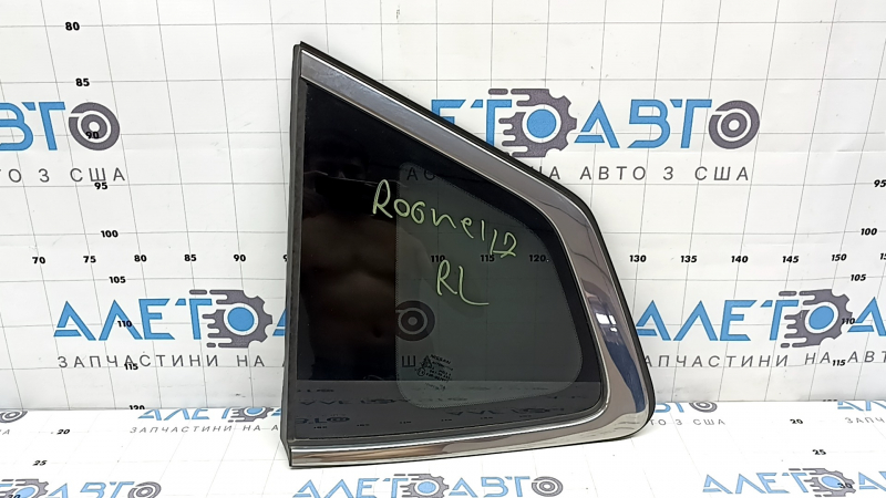 Nissan Rogue 14-20 chrome rear left window with fixed glass