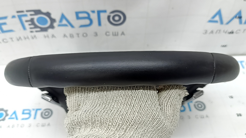 The steering wheel is bare BMW 5 G30 17-23 leather black, with heating, with driving assist, with paddle shifters, dented, the leather has peeled off