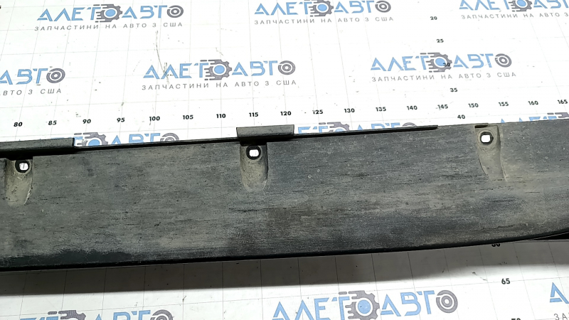 Right threshold Nissan Rogue 17-20 structure, scratches, scuffs