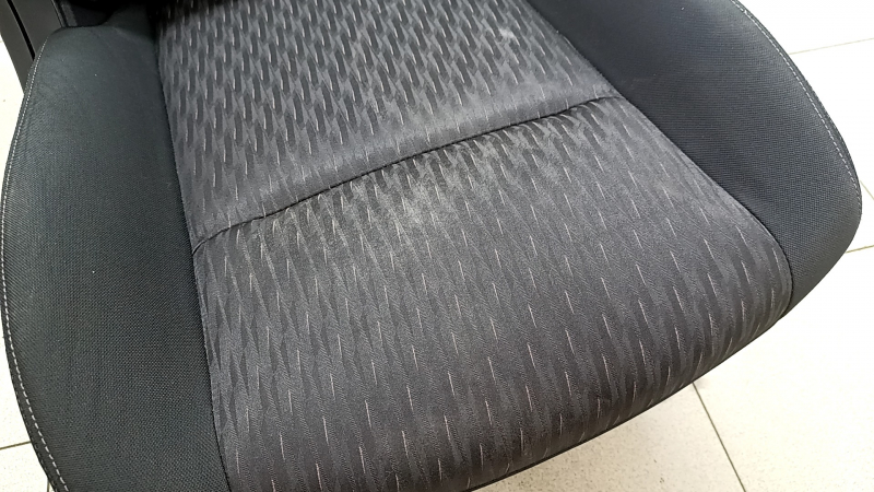 Passenger seat Nissan Rogue 17-20 without airbag, mechanical, black fabric, dry cleanable