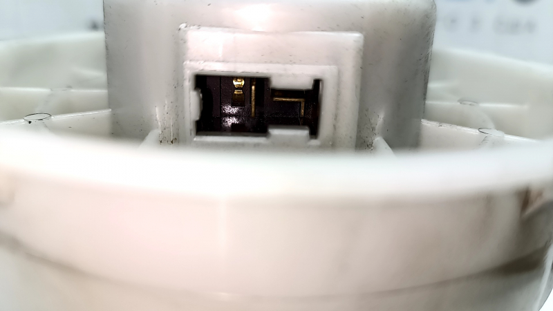 Nissan Rogue 14-20 heater fan motor white