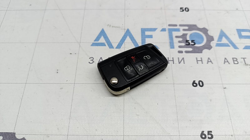 VW Jetta 19-19 key, 4 buttons, folding, scratches