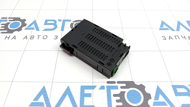 USB Hub for center console of VW Jetta 19-26