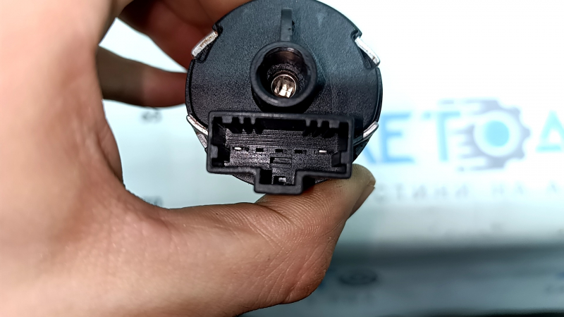 Motor for longitudinal adjustment of the passenger seat Honda Accord 18-22 without frame