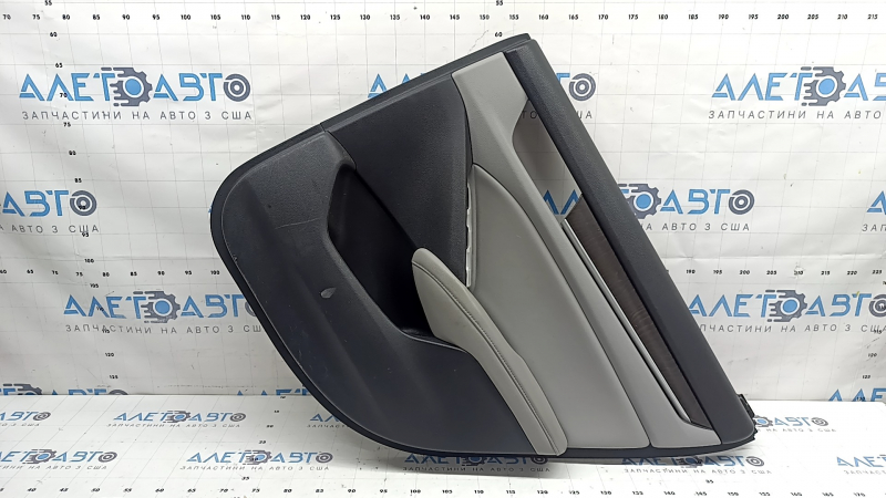 Door trim, rear right card, Honda Accord 18-18, black, with gray leather insert, gray leather armrest, molding under gray wood, scratches