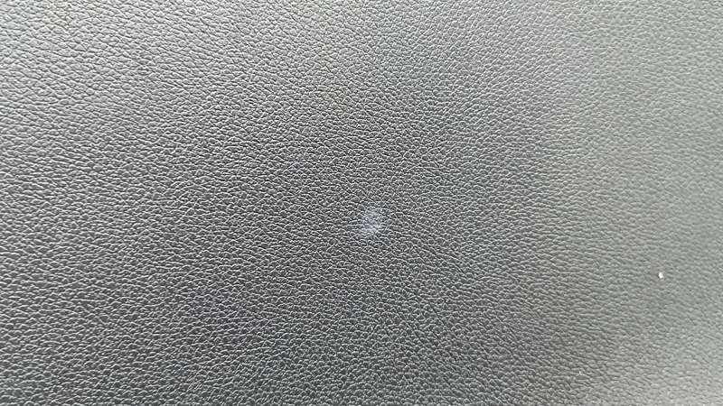 The lower trim of the trunk door of the Kia Niro 17-22 is black, scratches, the fastener is broken