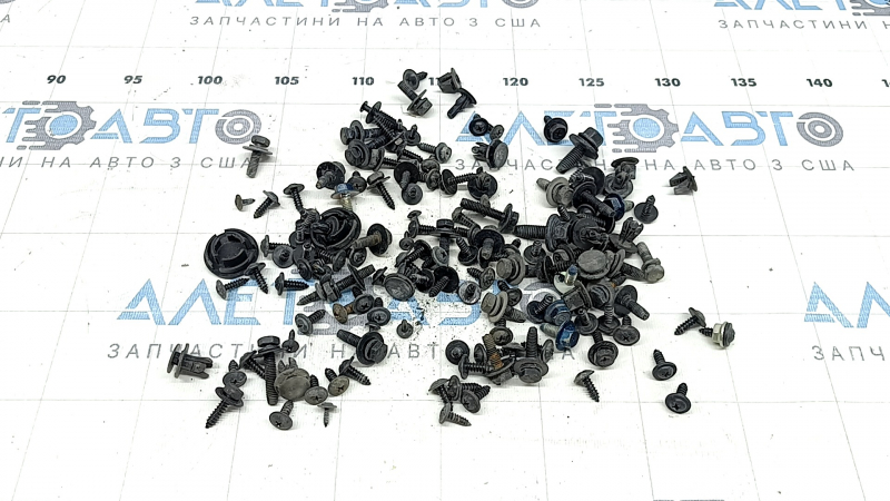 Hardware for the underhood space of Kia Niro 17-22 HEV, PHEV, incomplete