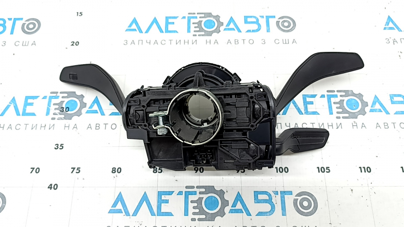 The steering column switch guitar assembly for Audi Q5 80A 21-24 for the lane keeping camera and heated steering wheel is broken