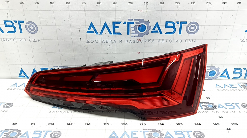 Right headlight Audi Q5 80A 21-25 LED without animation, scratches