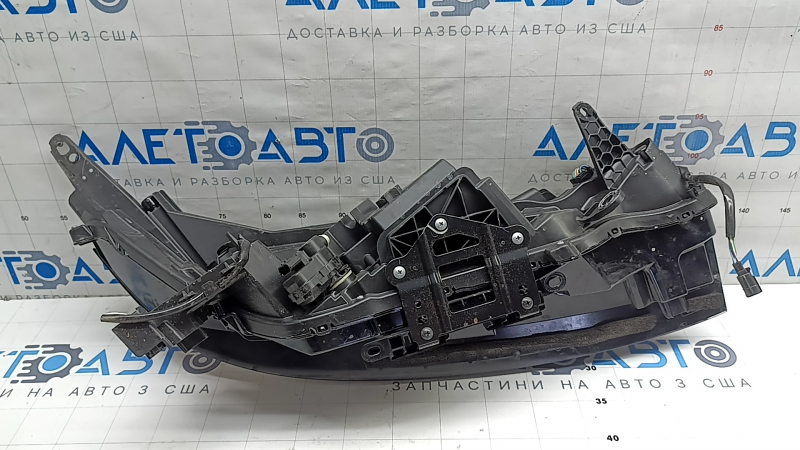 Front left headlight Nissan Ariya 23-26 LED, sand