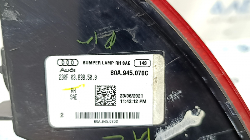 Right rear bumper light Audi Q5 80A 21-25 worn