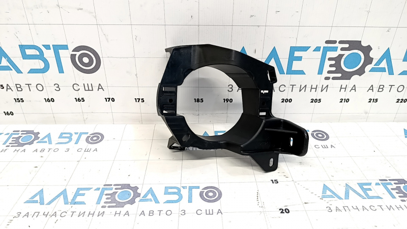 Bracket fog light right Nissan Pathfinder 13-20