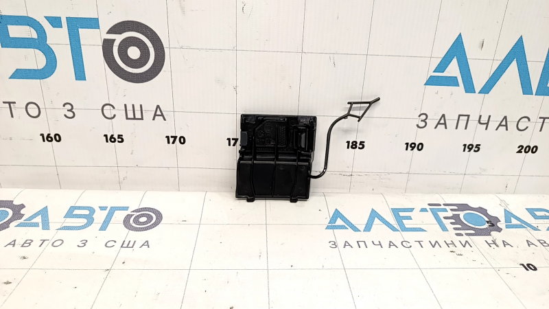 Front bumper towing hook cap, right, VW Touareg 15-17