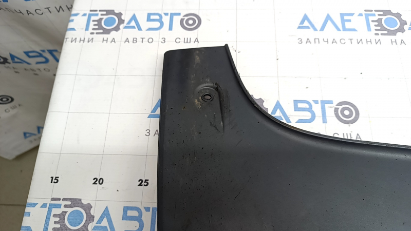 Rear bumper lip Audi Q3 8U 16-18 gray for 1 dual exhaust, chips, worn