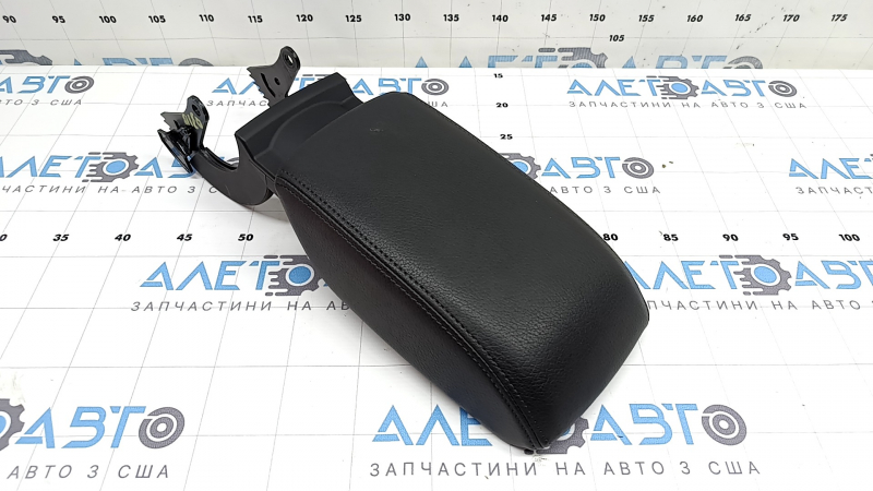 Armrest Audi Q3 8U 15-18 black leather, with bracket