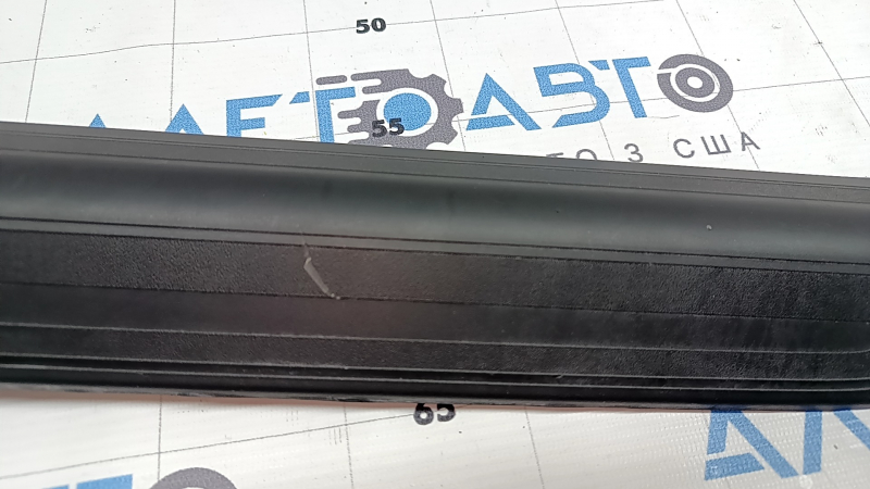 Outer front right threshold trim Audi Q3 8U 15-18 black, scratches, broken guides