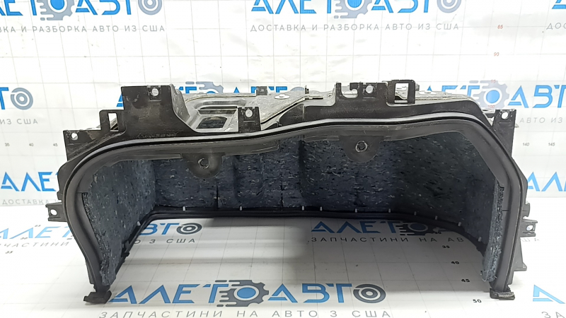 Nissan Ariya 23-26 heater casing, cracks in fasteners