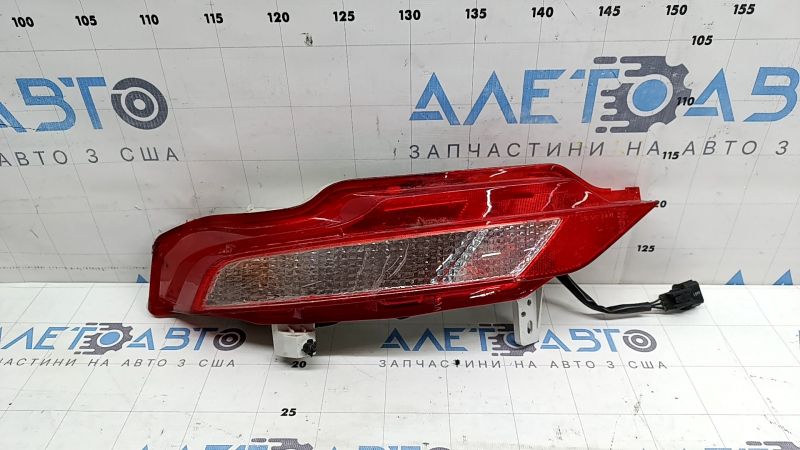 Left rear bumper light Hyundai Tucson 22-24 scratches on glass, missing fragments of housing and glass