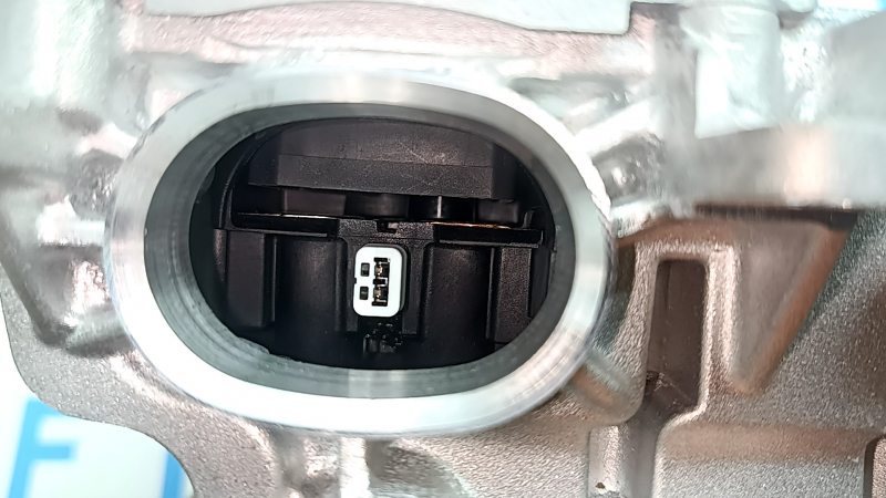 Nissan Ariya 23-26 inverter fuse box