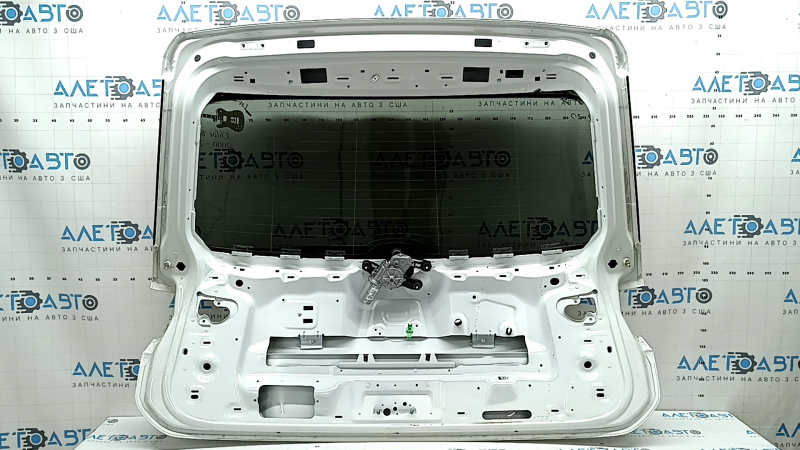 The trunk door is bare with glass, VW Tiguan 18-24, white LC9A, with a wiper arm and a trapezoid, scratches on the glass, dents