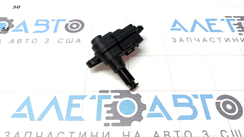 VW Tiguan 18-24 fuel filler flap lock