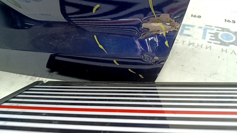 The trunk door is bare, Honda CRV 17-22, electric, blue B-588P, dented, metal torn, sealant cracked