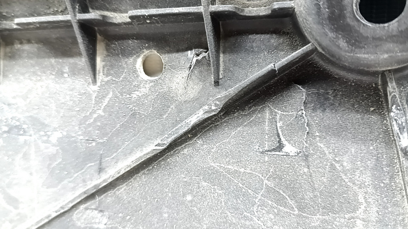 Left underbody protection Nissan Ariya 23-26 cracks