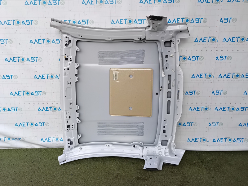 Metal roof of Ford Mustang mk6 15-23 coupe, sawed off, painted 0.25-0.3, paint peeled off