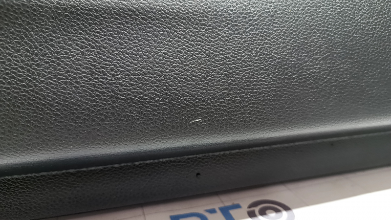 Door trim, front right card, Honda CRV 17-22, black and gray, armrest and insert, gray leather, wood molding, scratches