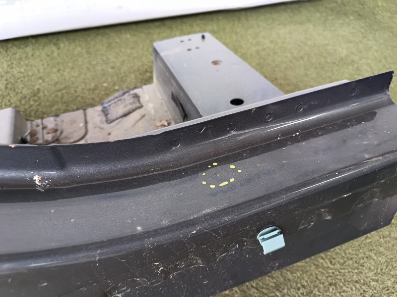 Quarter wing rear right Ford Escape MK4 20-26 sawed off, with central pillar, graphite, painted 0.15-0.2, butts