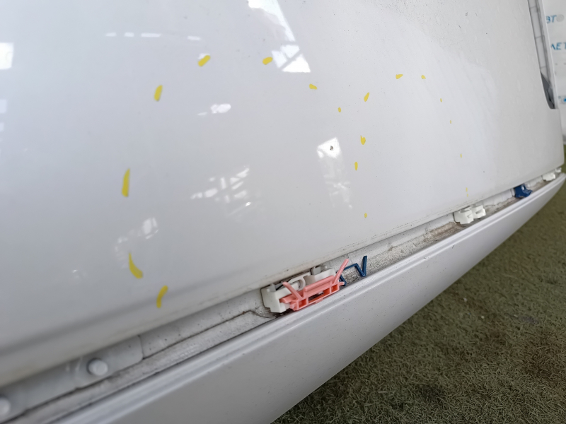 Metal roof of Honda CRV 17-22 EX under the sunroof, sawed off, dented, bumps