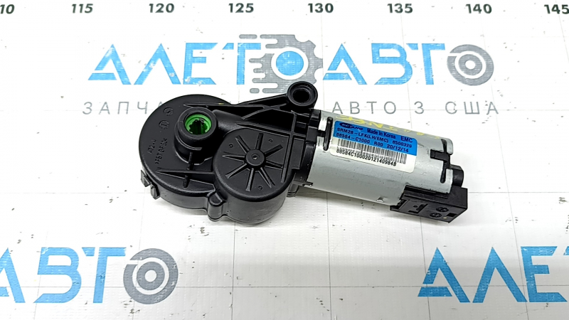 Motor for adjusting the backrest tilt of the driver's seat Hyundai Santa FE 21-23