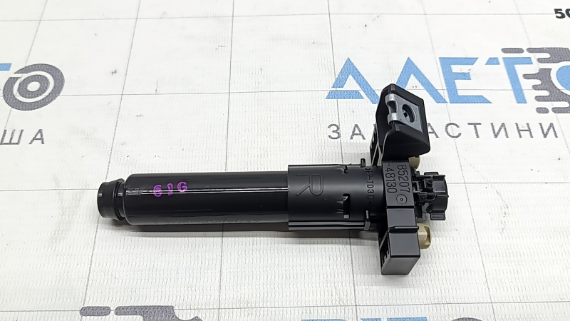 Right headlight washer nozzle for Lexus RX 23-26 Canada built