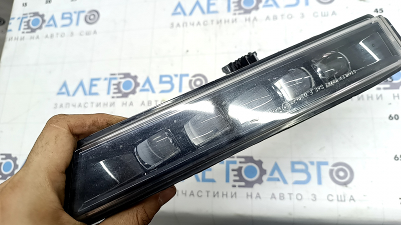 Right fog light for Honda CRV 20-22 hybrid LED, polished, scratches