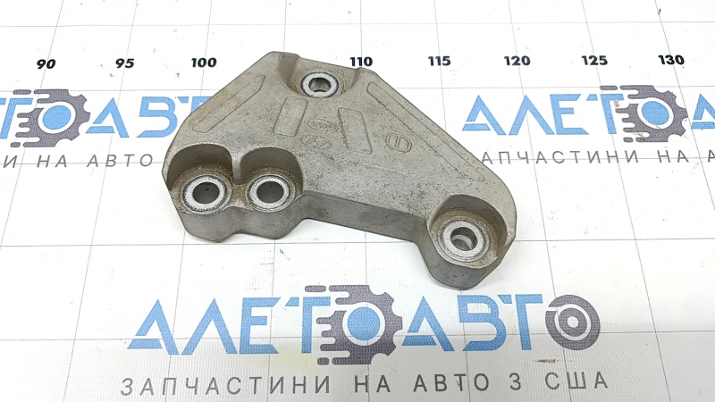 Right engine mount bracket for Hyundai Santa FE 21-23 2.5