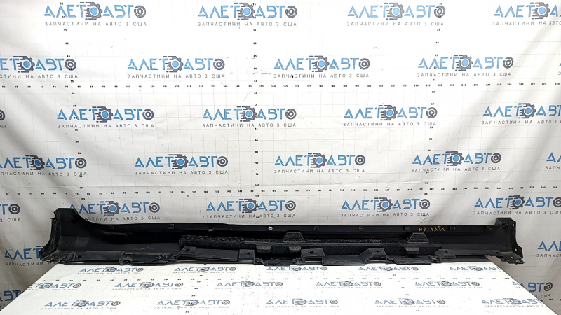 Left threshold Toyota Camry v55 15-17 usa black, with absorber, scratches, dented, cracked, broken fasteners