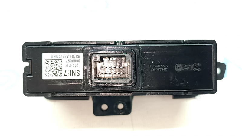 Hyundai Santa FE 21-23 trunk release button block