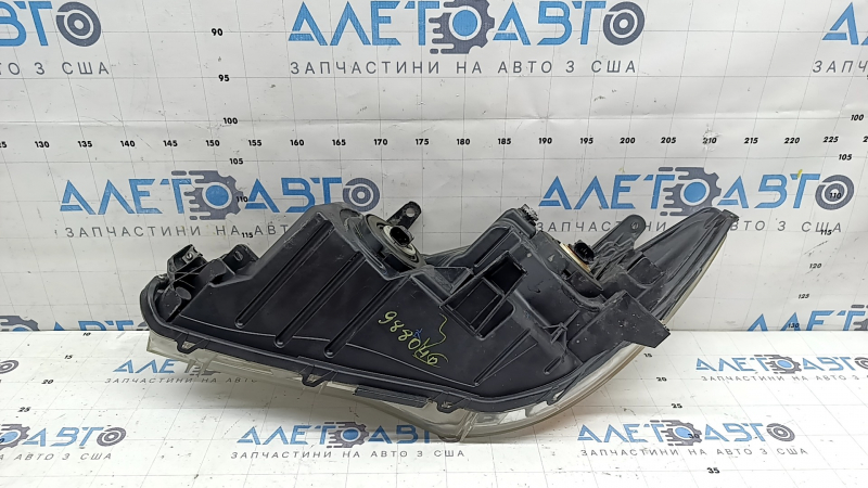 Front right headlight Toyota Camry v55 15-17 bare usa LE\XLE halogen, for polishing