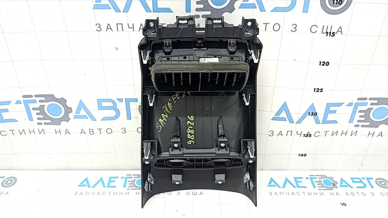 Rear center console trim Hyundai Santa FE 21-23 black, with air duct deflector, without charging ports, scratches