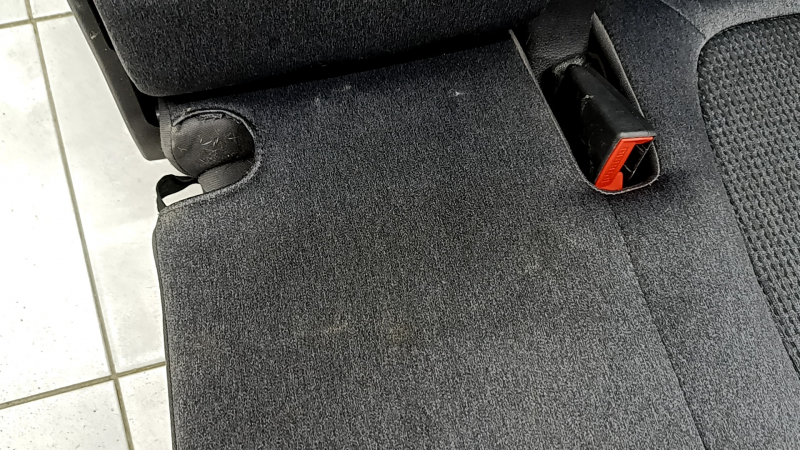 Rear row of seats, 2nd row, left Hyundai Santa FE 21-23, black fabric, electric folding, with seat belt, wrinkled, needs cleaning