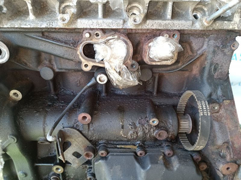 Engine Audi Q3 8U 15-18 2.0T CCTA 141k, compression 9-9-9-9, started, rusty