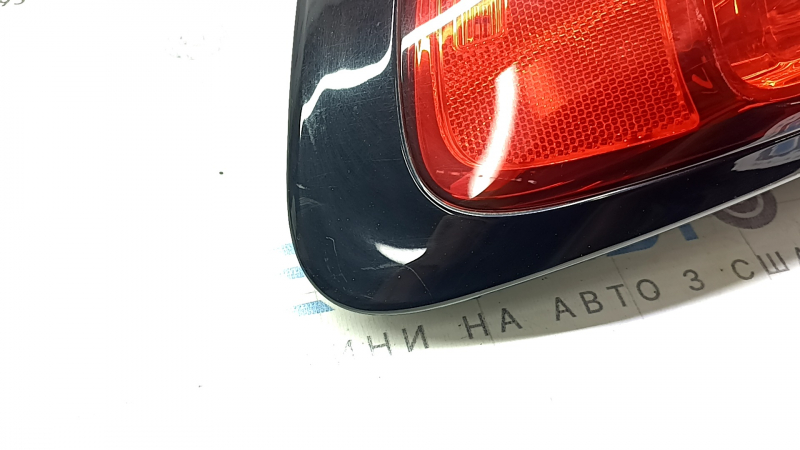 Left outer fender light for Jeep Cherokee KL 14-18 pre-restoration, broken connector mount, dried out seal, scratches