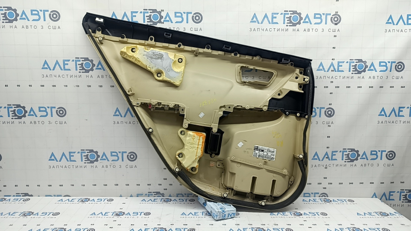 Door trim, rear right card, Toyota Camry v55 15-17 usa, beige with beige plastic insert, rubber armrest, scratches, dry cleanable