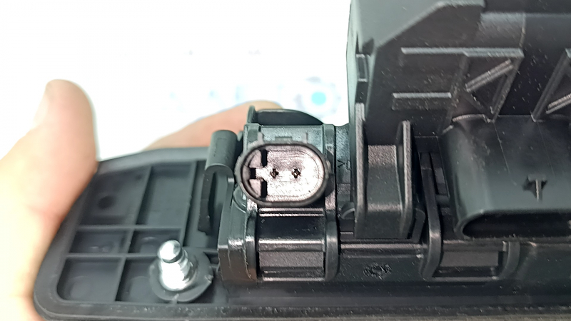 Mercedes X167 GLS 450 580 20-23 trunk handle with camera button