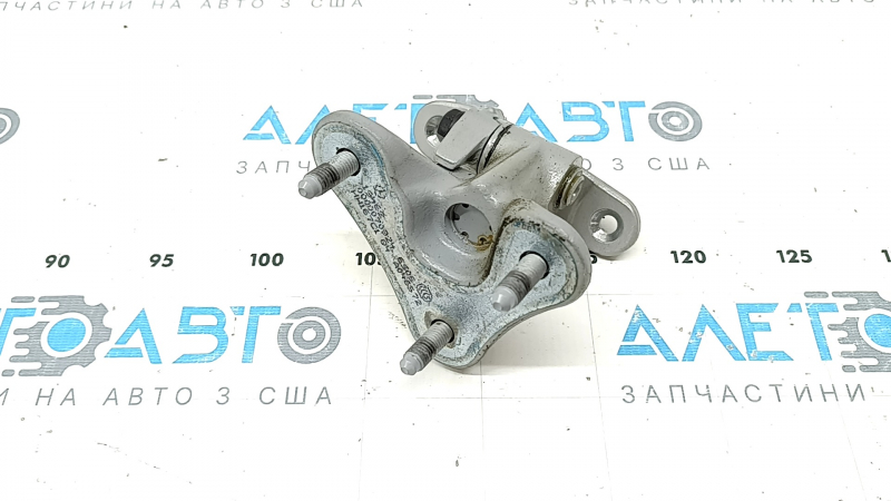 Lower front left door hinge Mercedes X167 GLS 450 580 20-26